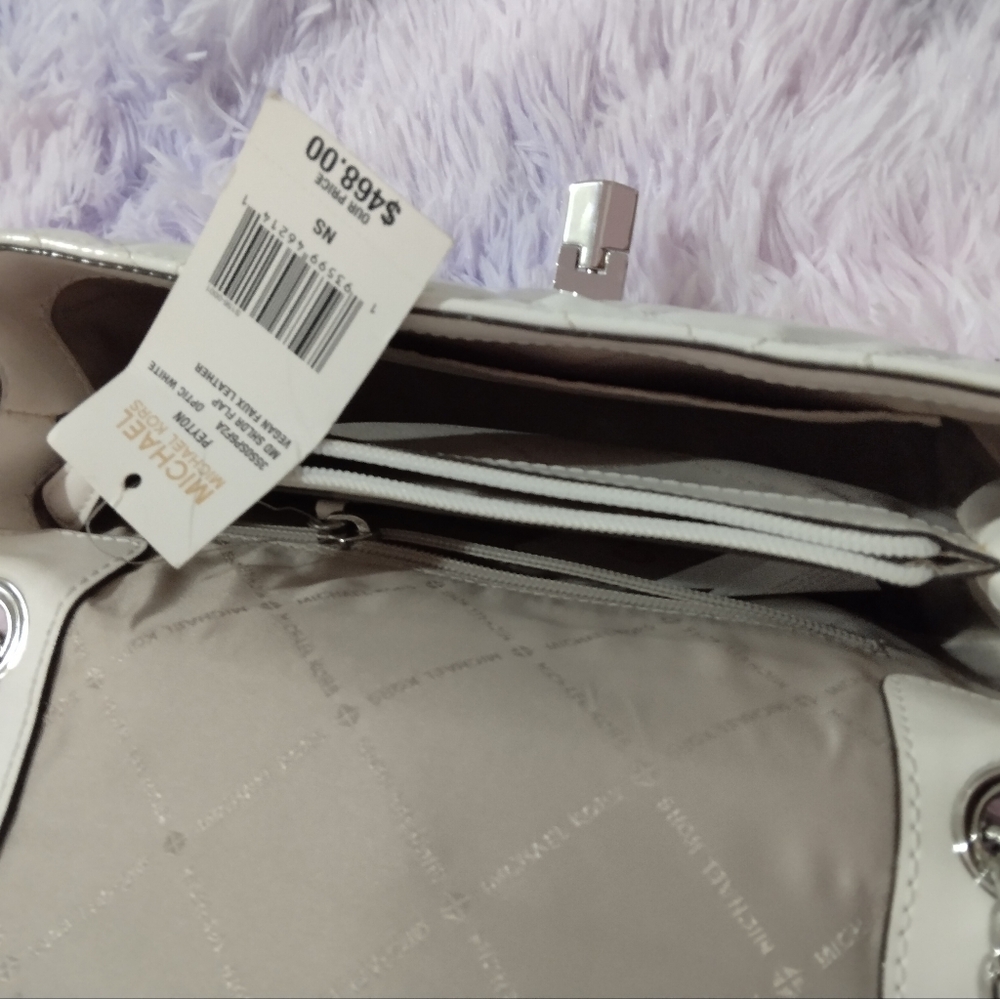Host Pick✨Micheal Kors Peyton MED shoulder flap optic white bag NewW/Defects - Picture 7 of 17